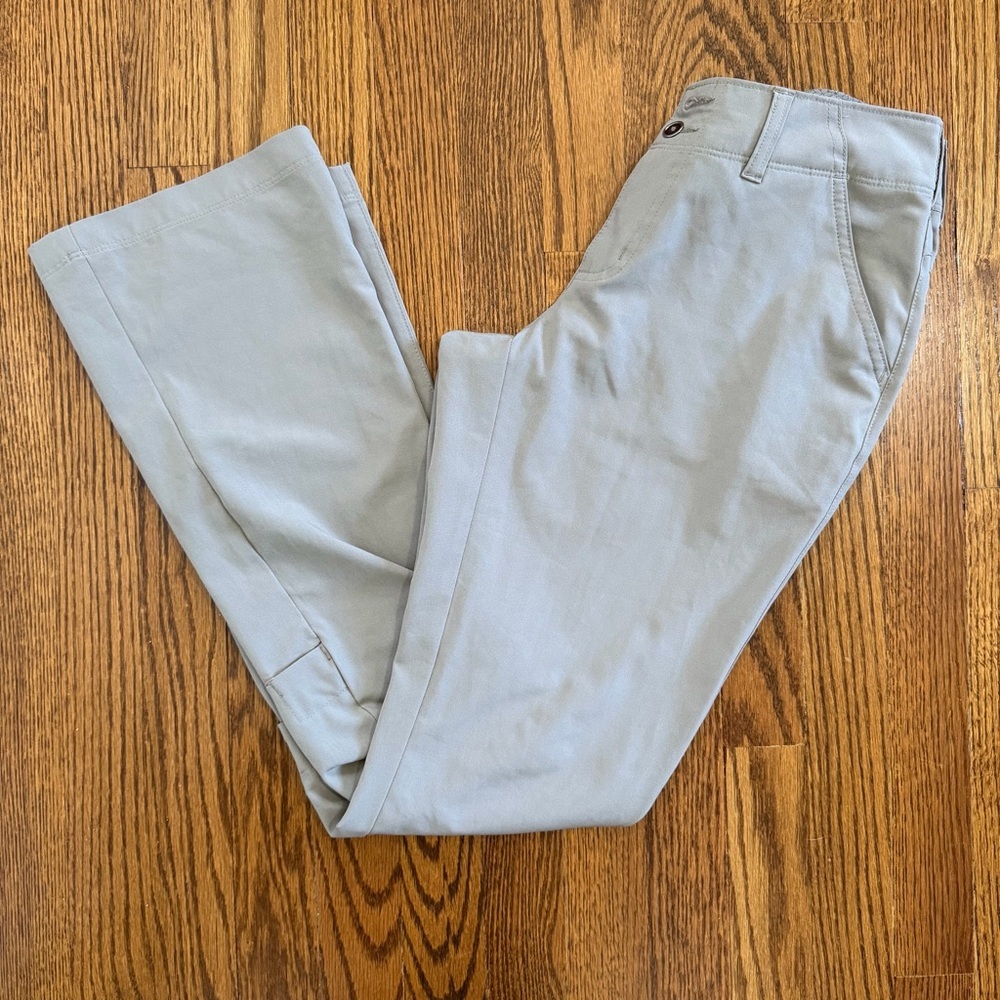 Columbia Women’s Light Gray Omni shield Casual Stretch Pants